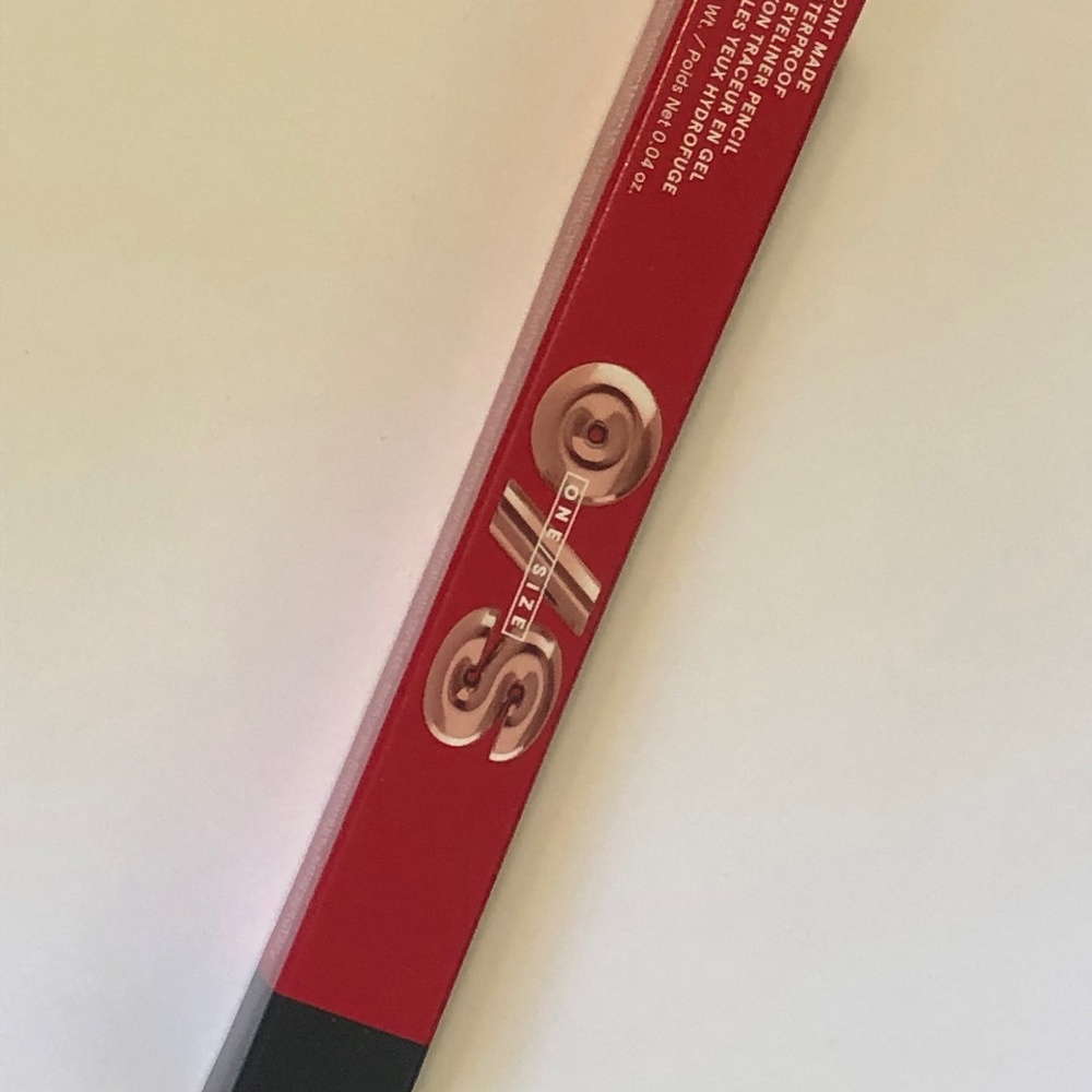O/S ONE/SIZE One Size Black Eyeliner Crayon New in Box Bodacious Black